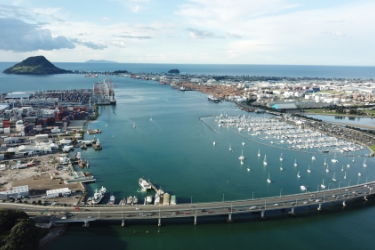 14m Berth Tauranga Bridge