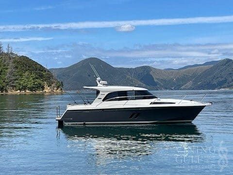 2023 Superior 1050 Sports Seda