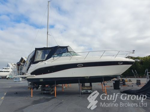  Rinker 310 Fiesta Vee