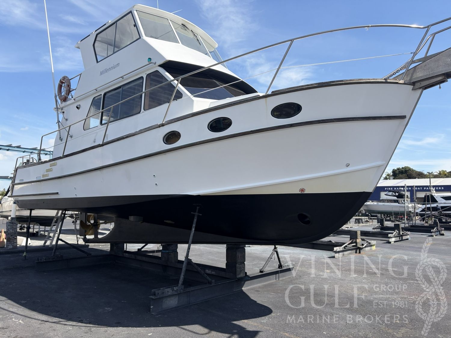 1998 Carey 42