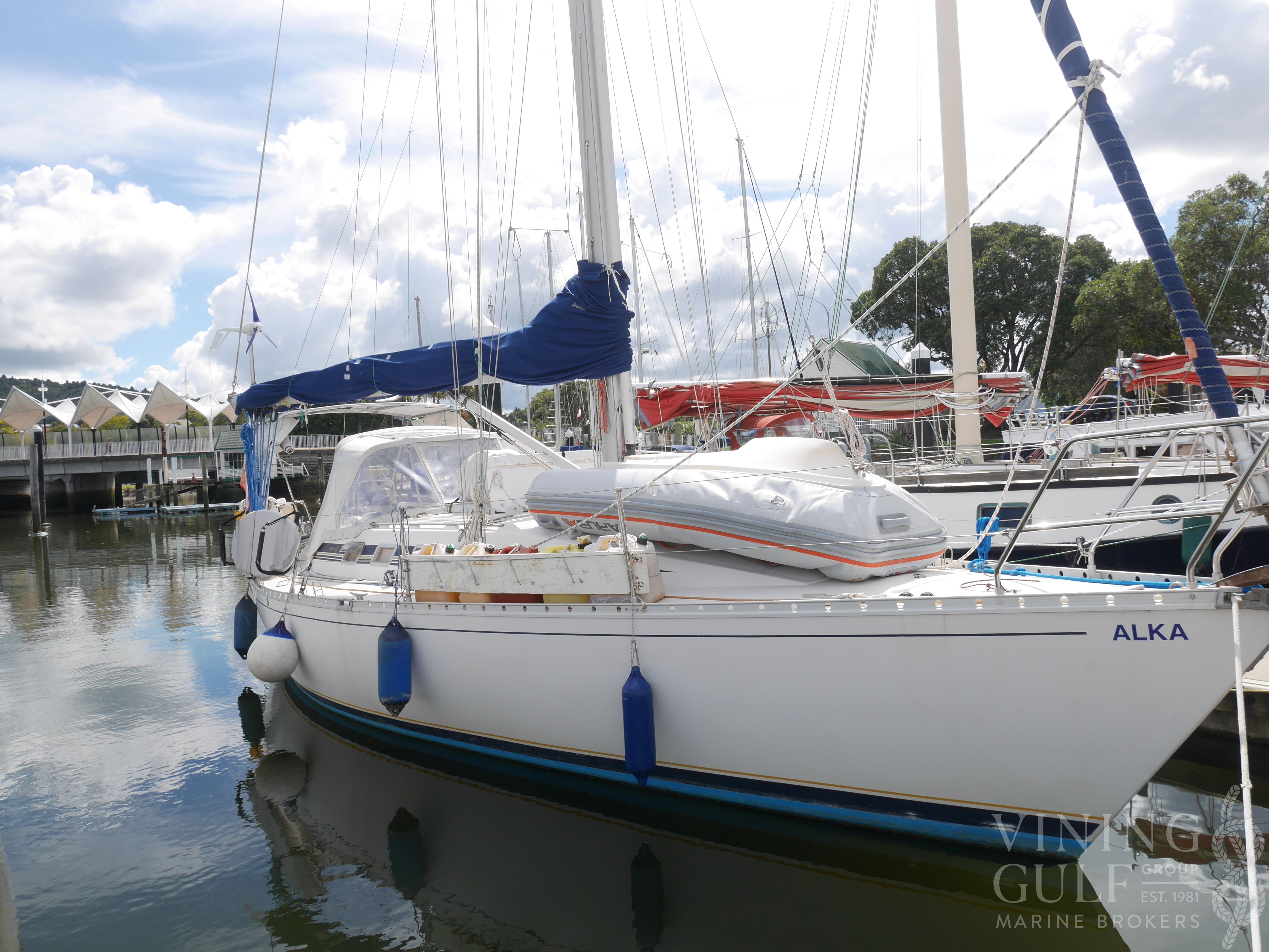 1988 Beneteau First 375