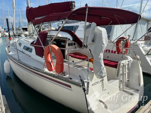 1990 Davidson 35