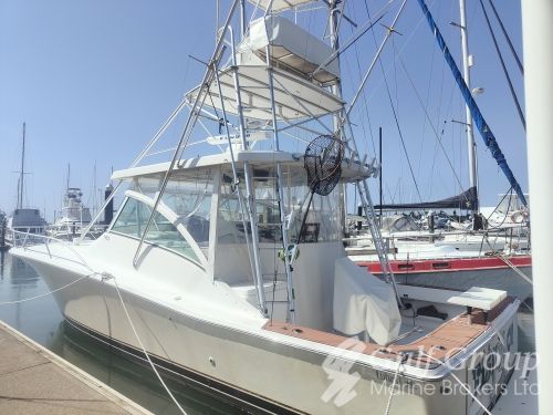 2001 Luhrs 40 Express